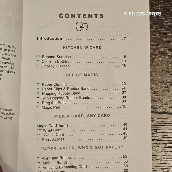 Kids' Magic Secrets: Simple Magic Tricks & Why They Work - Picture 2 of 4